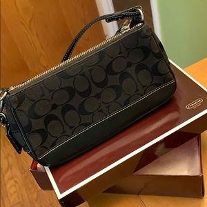 Mini Coach purse ~good condition ~